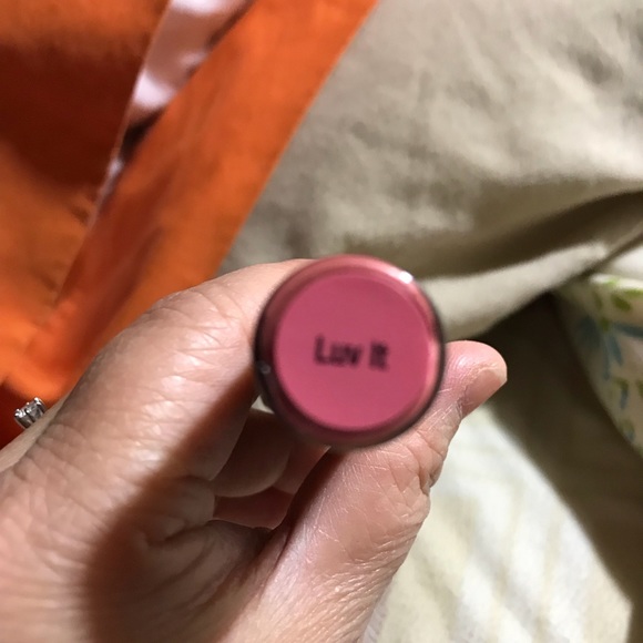 LipSense Luv it - Picture 4 of 5